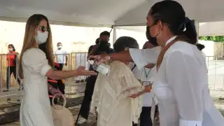 Para poder acceder al encuentro será indispensable contar con un gafete, así como presentar un comprobante de vacunación anticovid o prueba PCR negativa