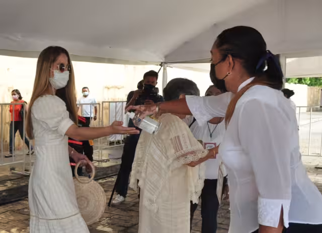 Para poder acceder al encuentro será indispensable contar con un gafete, así como presentar un comprobante de vacunación anticovid o prueba PCR negativa