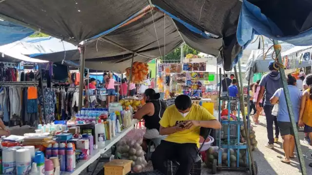 Los tianguis de Mérida son visitados por decenas de personas
