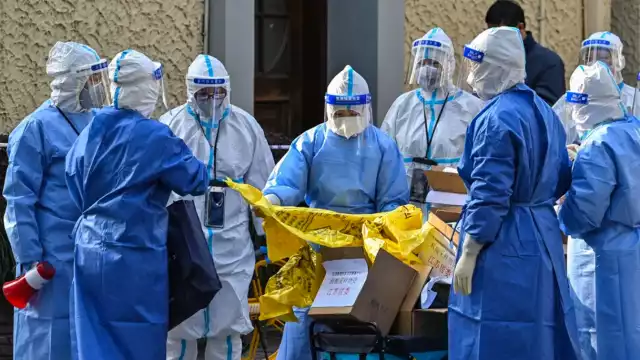 Desde el principio de la pandemia se han contabilizado al menos 470 millones de casos de COVID, con más de seis millones de muertes.