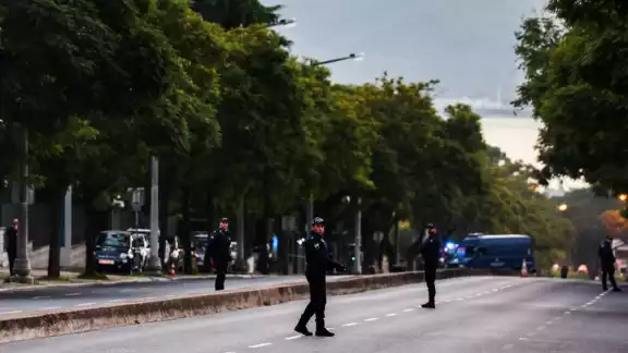 Solo en España se interceptaron en los últimos días sobres de estas características en la Embajada de Madrid Solo en España se interceptaron en los últimos días sobres de estas características en la Embajada de Madrid