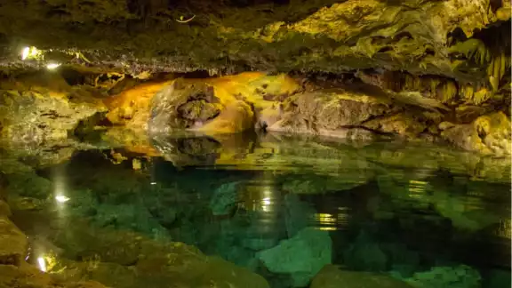Los cenotes son los sitios más visitados en Yucatán