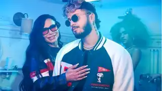 La exuberante cantante se encuentra en cuba disfrutando de su amor, al lado del cantante urbano Naldo Uwe.