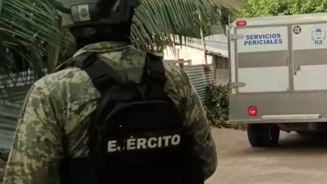 Servicios Periciales acudió al lugar de los hechos para levantar el cuerpo.