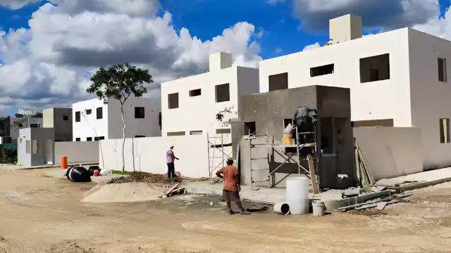 Fundador de Grupo Inverco, primo de Rolando Zapata, ahora está protegido en una Notaría