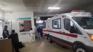 Trasladan a Mérida a Emma, bebé recién nacida con cardiopatía por la que su padre pidió ayuda en Campeche