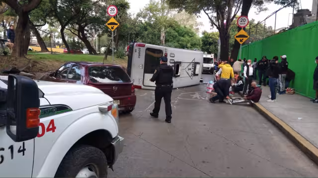 La mayoría de las personas lesionadas eran pasajeros de la ruta 1 que venía de la Central de Abastos