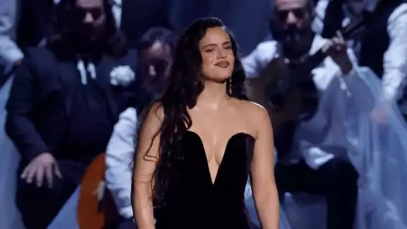 Los mejores vestidos del Latin Grammy 2023