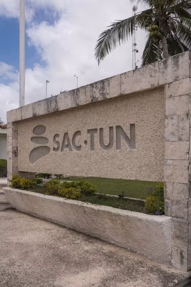 Sac Tun es el nombre de la planta que Calica tiene en la Zona Norte de Quintana Roo, junto al Mar Caribe