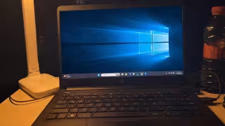 Los malos hábitos de uso y el clima en la región causan problemas frecuentes en laptops