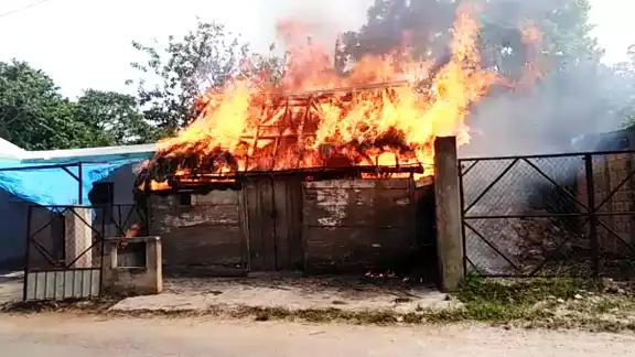 Incendio en una casa de Tizimín