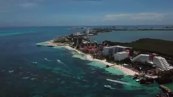 Cancún es el nombre original, pero el municipio es Benito Juárez Cancún es el nombre original, pero el municipio es Benito Juárez