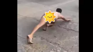 El hombre fue grabado y así es como lucía 
