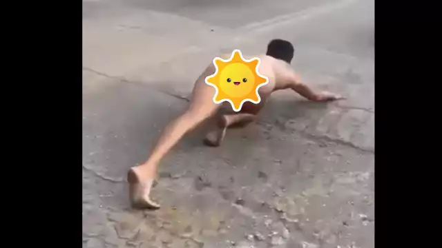 El hombre fue grabado y así es como lucía 
