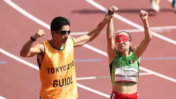 Mónica Rodríguez ganó la medalla de oro número 100 para México en Juegos Paralímpicos Mónica Rodríguez ganó la medalla de oro número 100 para México en Juegos Paralímpicos