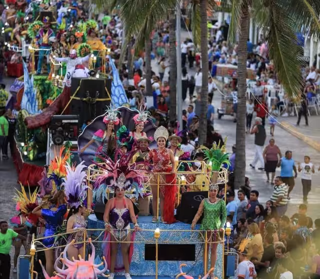 Alistan estrategias de seguridad durante recorridos del Carnaval