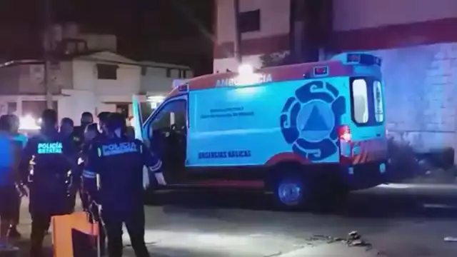 Desnudan y machetean a un ladrón en Puebla