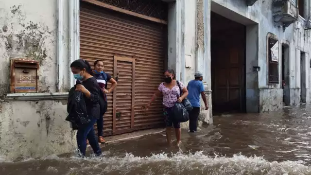 Se prevé que las fuertes lluvias continúen en Mérida