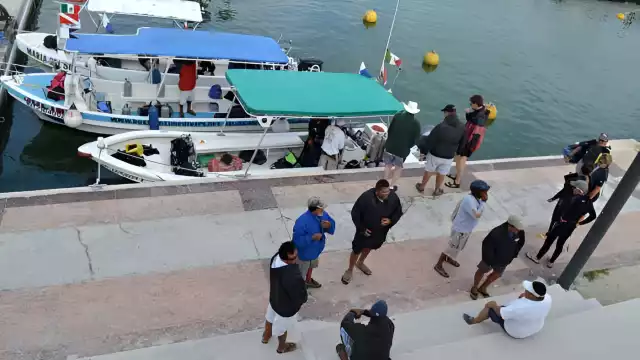 Aparentemente nadie se dio cuenta cuando el turista se ahogaba