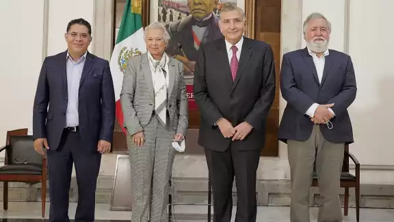 Este lunes se llevó a cabo la ceremonia-recepción de la Secretaría de Gobernación, en donde también estuvo presente la extitular de Segob y ahora senadora, Olga Sánchez Cordero Este lunes se llevó a cabo la ceremonia-recepción de la Secretaría de Gobernación, en donde también estuvo presente la extitular de Segob y ahora senadora, Olga Sánchez Cordero