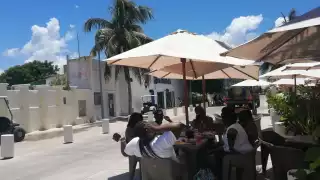 Restaurantes registran una importante actividad ante la llegada del crucero