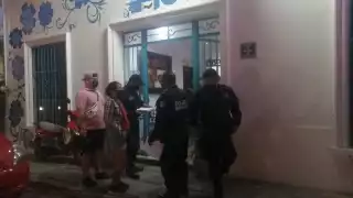 La pareja fue retenida debido a las acusaciones