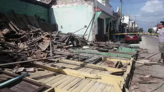 La vivienda se derrumbó hasta sus cimientos dejando un espaio ocupado sólo por escombros