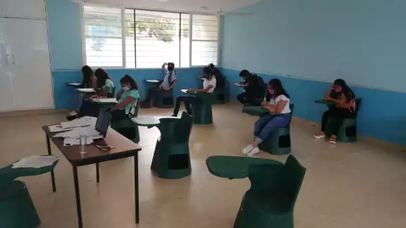 El uso de WhatsApp fue una gran herramienta de comunicación para maestras y alumnos