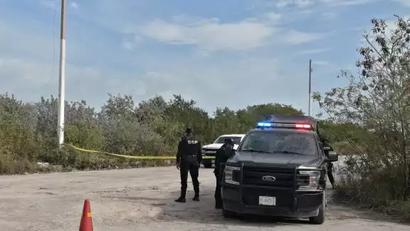 Según las primeras consideraciones de los elementos, podría ser una asesinato Según las primeras consideraciones de los elementos, podría ser una asesinato