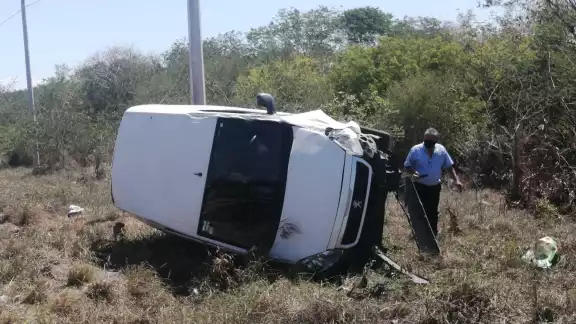 La camioneta terminó en pérdida total La camioneta terminó en pérdida total