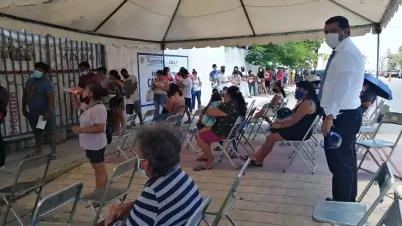 La dosis que se les esta administrando a los jóvenes en Progreso es Sinovac La dosis que se les esta administrando a los jóvenes en Progreso es Sinovac
