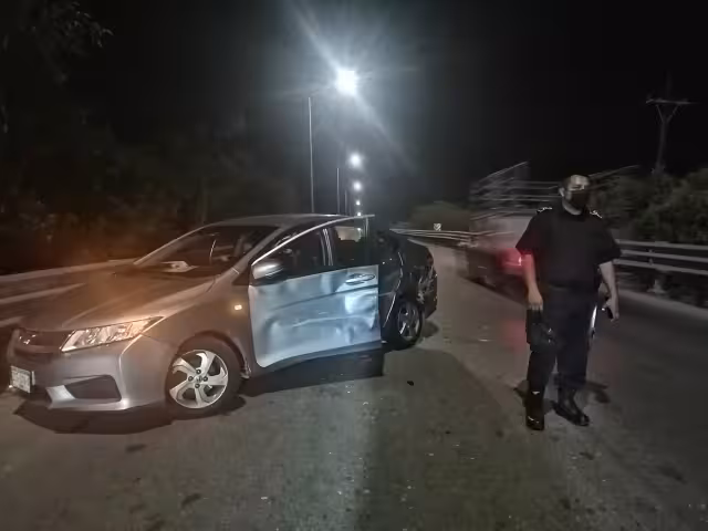 El suceso se originó a las ocho de la noche de este lunes