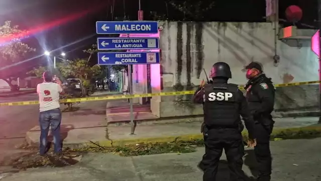 Los oficiales dieron con un narcomenudista y lo arrestaron