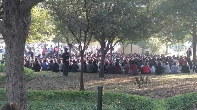 La preparatoria de la UANL fue evacuada para la seguridad de los alumnos