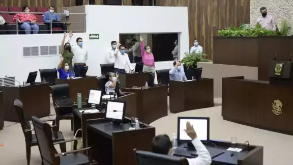 La mayoría de los diputados aprobaron esta propuesta hecha por la fracción Parlamentaria del PRI La mayoría de los diputados aprobaron esta propuesta hecha por la fracción Parlamentaria del PRI