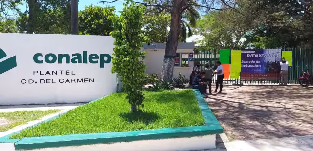 Maestros del Conalep en Ciudad del Carmen denunciaron incumplimiento en su Contrato Colectivo de Trabajo