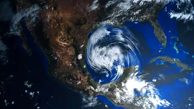 Inician trabajos para fortalecer sistemas de alerta temprana ante huracanes en México