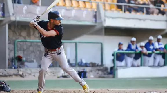 Piratas de Campeche: campeones invictos en la “Baja Series 2025”
