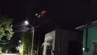 Apagones en Sabancuy queman aparatos eléctricos y desatan reclamos contra la CFE