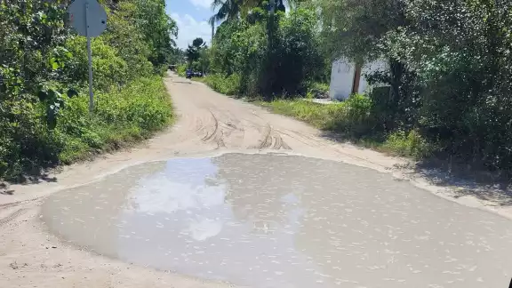 Las calles de Telchac Puerto se encuentran en pésimo estado