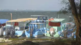 Cerrado Puerto Juárez a la navegación menor; tormenta tropical se forma en el Atlántico Oriental 
