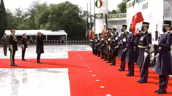 AMLO rinde homenaje a Niños Héroes en aniversario 175 de la Gesta Heroica
AMLO rinde homenaje a Niños Héroes en aniversario 175 de la Gesta Heroica