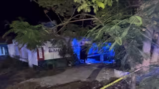 Sujetos armados atacan bar con bombas Molotov en Puerto Aventura