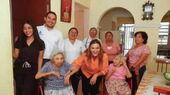 La alcaldesa Cecilia Patrón supervisó la atención a dos personas a través del Programa Médico a Domicilio La alcaldesa Cecilia Patrón supervisó la atención a dos personas a través del Programa Médico a Domicilio
