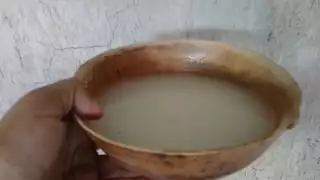 La preparación del alimento varía, puede ser con coco o con cacao