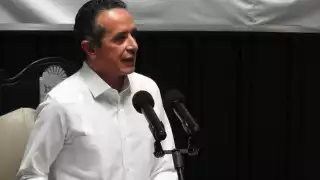 Carlos Joaquín no fue autocrítico al mencionar lo proyectos para diversificar la economía en Quintana Roo