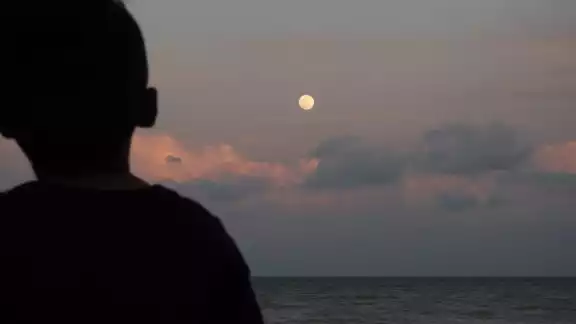 De acuerdo con la NASA, la Luna se puede llegar a ver hasta un 10% más brillante