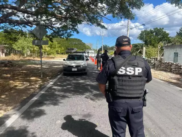Elementos de la Policía de Investigación de Yucatán y de la Fiscalía de Quintana Roo realizaron operativos y cateos en comunidades del sur del estado