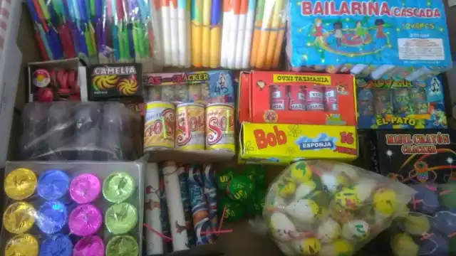 Con las fiestas decembrinas la quema de cohetes ya es tradicional; sin embargo, esta práctica es motivo de sanciones y multas en la Ciudad de México