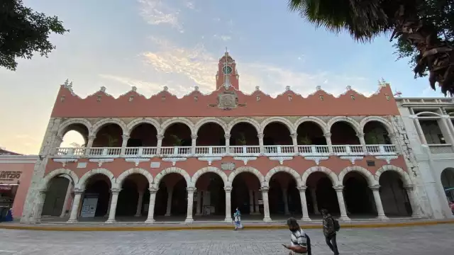 Ana Gabriela Aguilar expuso que se debería llevar a cabo el proceso al interior del municipio, para que se rindan cuentas sobre el tema de este material